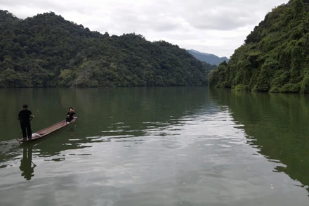 Một góc hồ Ba Bể.