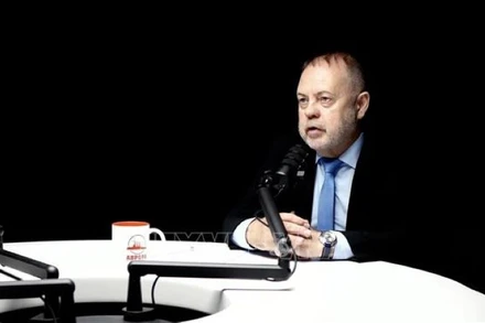 Chuyên gia Grigory Trofimchuk - tác giả cuốn sách “Việt Nam cất cánh” đạt giải nhất Giải thưởng Thông tin Đối ngoại Việt Nam lần thứ VII năm 2021. (Ảnh: TTXVN)