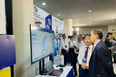 Nhiều sản phẩm khoa học và công nghệ đưa ra thị trường được doanh nghiệp, người dân đón nhận. (Ảnh TUẤN ANH) 