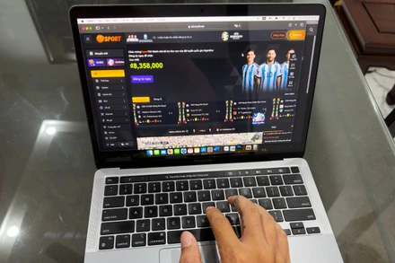 Nhiều trang web cá cược hoạt động bất hợp pháp trong thời gian diễn ra Euro 2024 và Copa America 2024. (Ảnh MỸ HÀ)