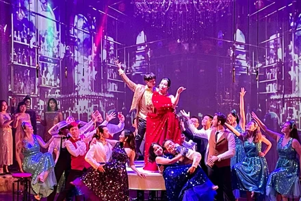 Nhạc kịch Carmen có sự hợp lực biểu diễn của nhiều nghệ sĩ tài năng của Nhà hát Nhạc vũ kịch Việt Nam. 