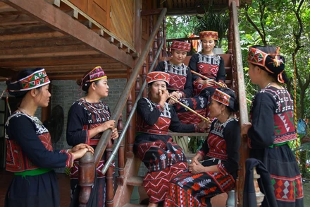 Được sự giúp đỡ của ngành chức năng, làn điệu sáo Cúc Kẹ của dân tộc Xa Phó, xã Châu Quế Thượng, huyện Văn Yên (Yên Bái) đã được khôi phục, bảo tồn và phát huy giá trị. 