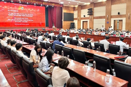 Hội thảo khoa học "70 năm xây dựng và phát triển Hải Phòng-Thành tựu và khát vọng vươn mình".