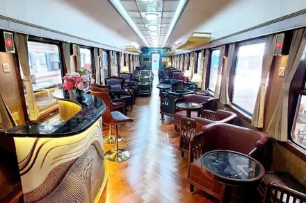 Tàu Hoa Phượng Đỏ sẽ trở thành điểm nhấn văn hóa, du lịch mới trên tuyến đường sắt Hà Nội–Hải Phòng.