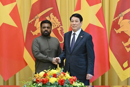 Chủ tịch nước Lương Cường và Tổng thống Sri Lanka Anura Kumara Dissanayaka.