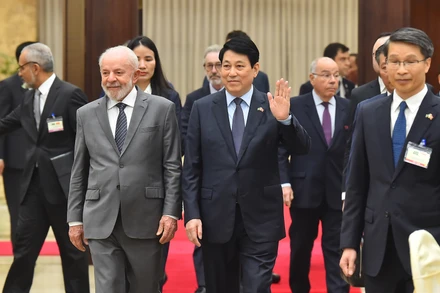 Chủ tịch nước Lương Cường và Tổng thống Brazil Luiz Inacio Lula da Silva tới dự buổi chiêu đãi.