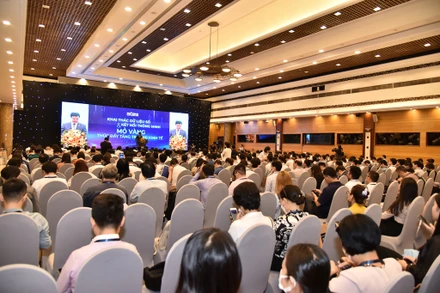 Toàn cảnh Diễn đàn Chuyển đổi số Việt Nam năm 2023.