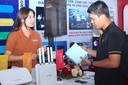 Nhiều giải pháp công nghệ được các công ty, doanh nghiệp ứng dụng trong việc thực hiện chuyển đổi số ở Bạc Liêu. (Ảnh: CTV).