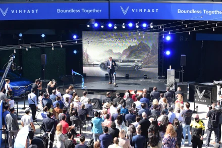 Quang cảnh lễ khai trương chính thức VinFast Store tại Santa Monica, California, Mỹ.