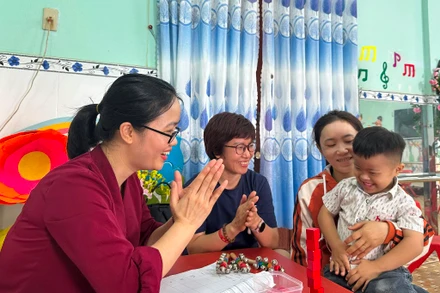 Dự án Hòa nhập đã hỗ trợ can thiệp phục hồi chức năng cho 6.000 người khuyết tật.