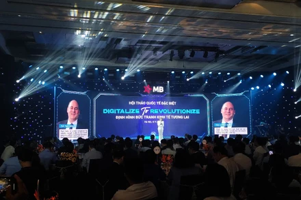 Hội thảo quốc tế "Digitalize to Revolutionize - Định hình nền kinh tế số tương lai"