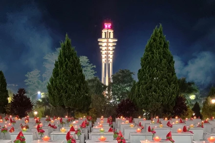 Nghĩa trang Vị Xuyên hôm nay được quy hoạch xây dựng đẹp như một công viên với nhiều kiến trúc trang nghiêm.