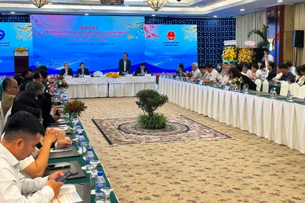 Quang cảnh buổi gặp gỡ. (Ảnh: HOÀNG LIÊM)