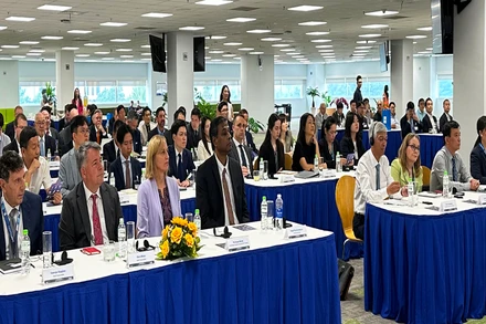 Quang cảnh hội nghị.