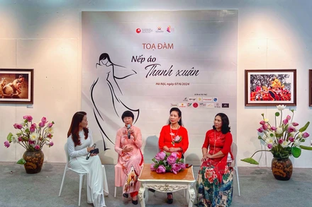 Các diễn giả đã chia sẻ nhiều thông tin, cảm xúc, đề xuất... có giá trị tại tọa đàm.