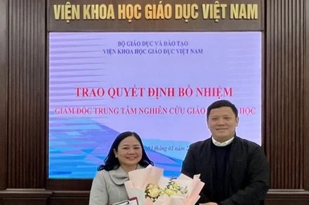 Giám đốc Trung tâm Nghiên cứu giáo dục đại học Trần Thị Phương Nam (bên trái ảnh).