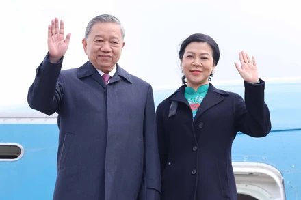 Thăm Chính Thức Tổng Bí Thư Tô Lâm Và Phu Nhân Đến Thủ Đô Minsk, Bắt Đầu Chuyến Thăm Cấp Nhà Nước Tới Cộng Hòa Belarus. (Ảnh: Thống Nhất/Ttxvn)
