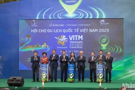 Hội chợ VITM Hà Nội 2025 khai mạc với chủ đề “Phát triển điểm đến xanh, nâng tầm du lịch Việt Nam”. 
