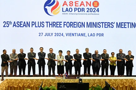 Hội nghị kỷ niệm 15 năm thiết lập quan hệ giữa Mê Công và Hoa Kỳ, khởi đầu với Sáng kiến Hạ nguồn Mê Công và được nâng cấp lên quan hệ đối tác Mê Công-Hoa Kỳ năm 2020.