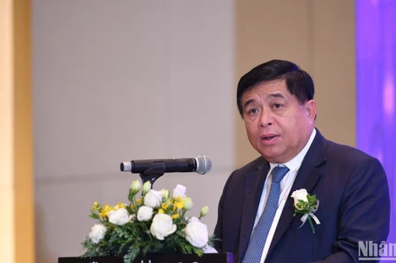 Bộ trưởng Kế hoạch và Đầu tư Nguyễn Chí Dũng phát biểu tại sự kiện.