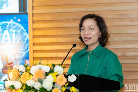 Chủ tịch Mạng lưới doanh nghiệp Việt Nam hỗ trợ phát triển quyền năng phụ nữ Hà Thu Thanh chia sẻ tại sự kiện.