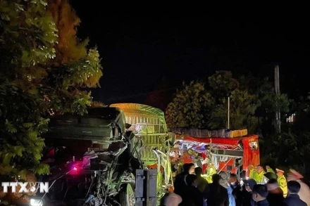 Hiện trường vụ tai nạn. (Ảnh: TTXVN)