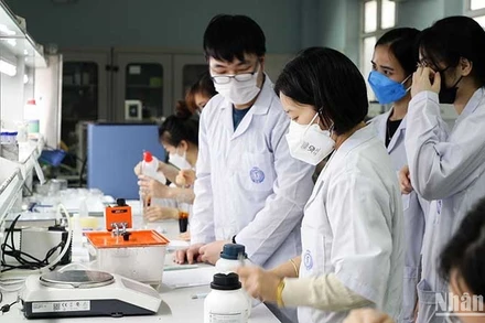 Đại học Quốc gia Hà Nội là cơ sở giáo dục đại học duy nhất ở Việt Nam được THE công nhận về khả năng nghiên cứu giáo dục.