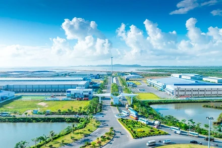 Tổ hợp Khu Công nghiệp DEEP C Hải Phòng là đơn vị tiên phong, kiên trì với định hướng phát triển Khu công nghiệp sinh thái. (Ảnh: HUY DUNG)