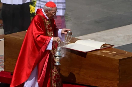 [Video] Giáo hoàng Francis an nghỉ với bản chứng thư đặc biệt