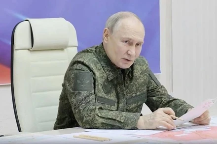 [Video] Tổng thống Putin lần đầu tới Kursk, ra lệnh tăng tốc đánh bại Ukraine