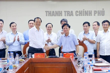 Bàn giao Thanh tra Bộ Giáo dục và Đào tạo về Thanh tra Chính phủ (Ảnh: Bộ Giáo dục và Đào tạo)