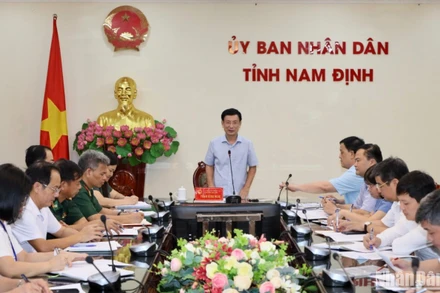 Tỉnh Nam Định họp, sẵn sàng phương án ứng phó bão số 1.