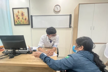 Thành phố đưa ra chỉ tiêu 100% bệnh viện đa khoa thành phố, đa khoa khu vực quận, huyện, trung tâm y tế tổ chức thực hiện khám sức khỏe, tư vấn sức khỏe miễn phí cho người cao tuổi tại địa phương.