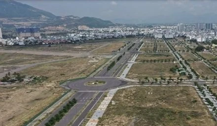 Dự án Khu đô thị thương mại dịch vụ tài chính du lịch Nha Trang của Tập đoàn Phúc Sơn có nhiều sai phạm trong quản lý, sử dụng đất. Ảnh: Báo Lao động