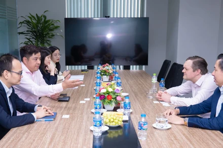 Quang cảnh buổi làm việc giữa đoàn Sở Giao dịch Kim loại London (LME) tại Sở Giao dịch Hàng hóa Việt Nam (MXV).