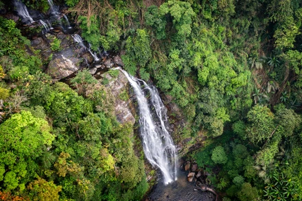 Thác Kèm - dải lụa trắng giữa đại ngàn Pù Mát