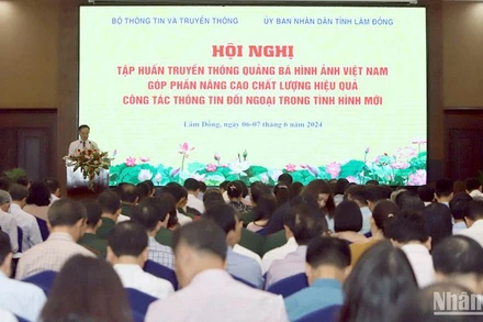 Quang cảnh hội nghị.