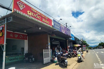 Tiệm kinh doanh bạc Quốc Bảo tại thành phố Bảo Lộc, Lâm Đồng bị trộm nhiều trang sức giá trị.