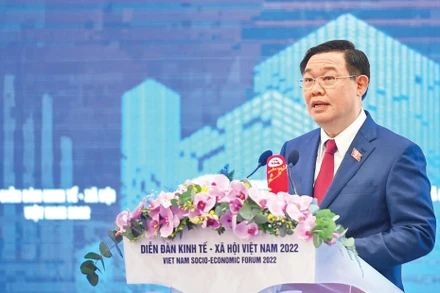 Cùng cộng đồng doanh nhân, doanh nghiệp vượt sóng cả, vững tay chèo