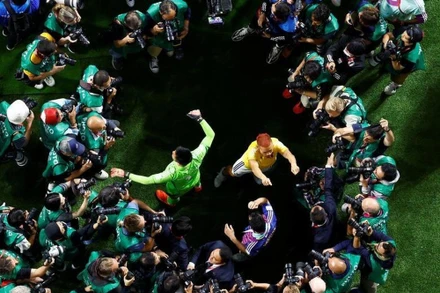 Nhật Bản trở thành tâm điểm chú ý của truyền thông sau chiến thắng lịch sử trước Tây Ban Nha. (Ảnh: Reuters)