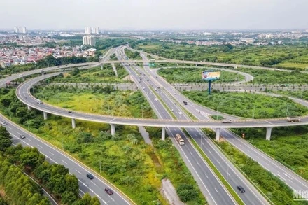 Giai đoạn trước đây, các dự án giao thông huy động tốt nguồn vốn PPP, nhưng thời gian qua, do vướng mắc về cơ sở pháp lý, các dự án gặp nhiều khó khăn trong huy động vốn. 