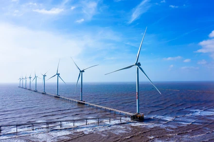 Các dự án năng lượng tái tạo đang phát triển mạnh mẽ ở Việt Nam. 