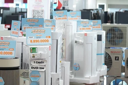 [Video] "Nóng" thị trường điều hòa, quạt đầu mùa hè
