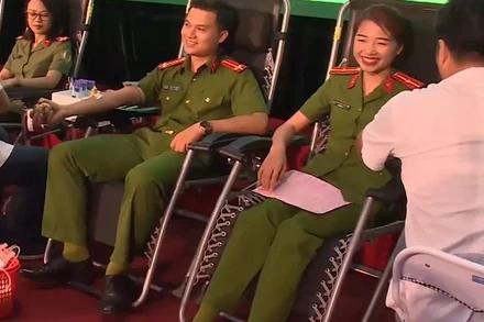 [Video] Sửa đổi, bổ sung đối tượng, mức đóng bảo hiểm y tế đối với quân đội, công an, cơ yếu