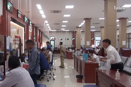 [Video] Trình dự thảo Luật Cán bộ, công chức sửa đổi: Sắp xếp đội ngũ cấp xã trong 3 năm