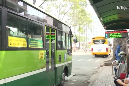 [Video] Xe buýt Hà Nội ứng dụng AI nâng cao chất lượng phục vụ khách hàng