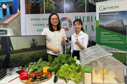Hachi giới thiệu công nghệ nhà kính thông minh ứng dụng trong nông nghiệp tại Lễ phát động phong trào “Cả nước thi đua đổi mới sáng tạo và chuyển đổi số” vào tháng 4/2025. 