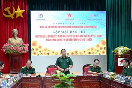 Thiếu tướng Đoàn Xuân Bộ, Trưởng Ban Tổ chức Cuộc thi viết về bảo vệ nền tảng tư tưởng của Đảng thông tin kết quả cuộc thi lần thứ 3.