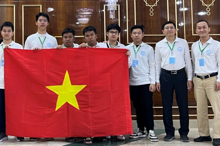 Học sinh Việt Nam đoạt 6 Huy chương Vàng Olympic Giao lưu Toán học Turkmenistan