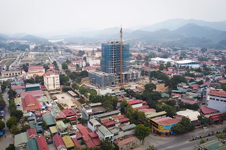 Tỉnh Lào Cai tạm dừng việc thực hiện các công trình, dự án trong quá trình thực hiện sắp xếp, tổ chức bộ máy.